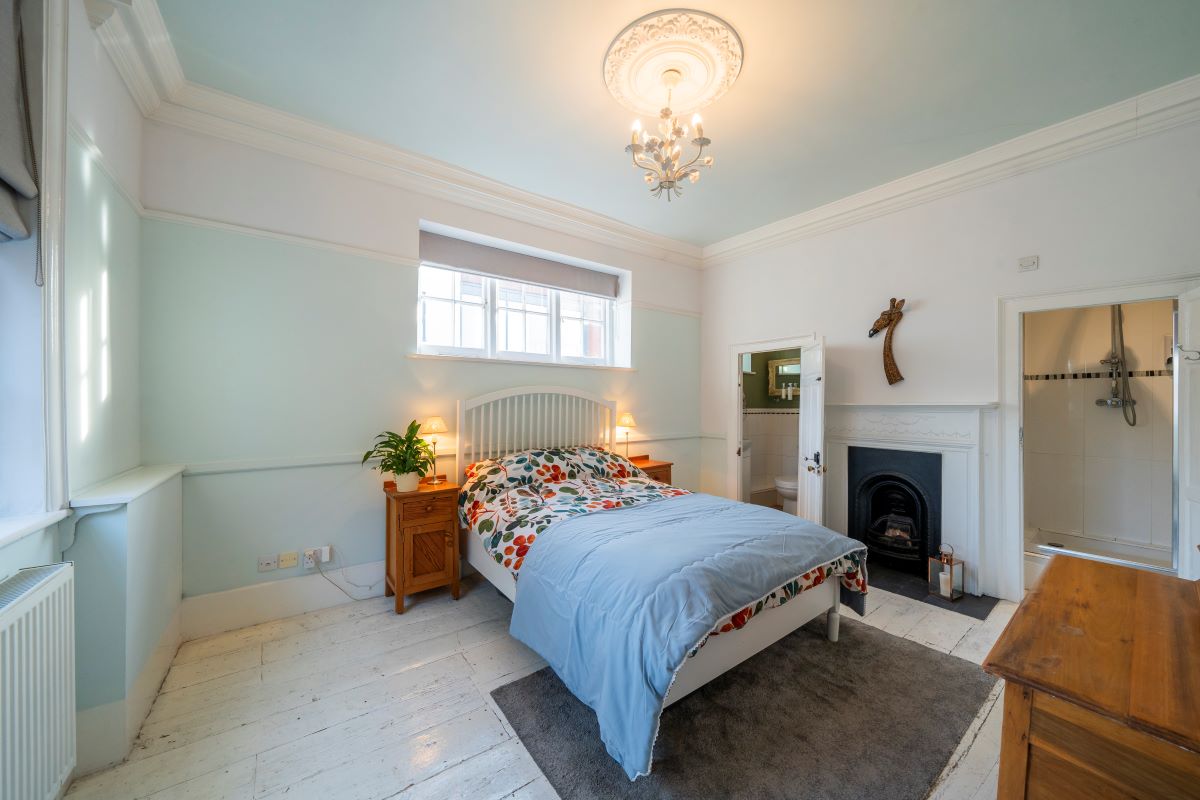 Wingmore Lodge, 2 Rose Street, Wokingham, Berkshire, RG40 1XU