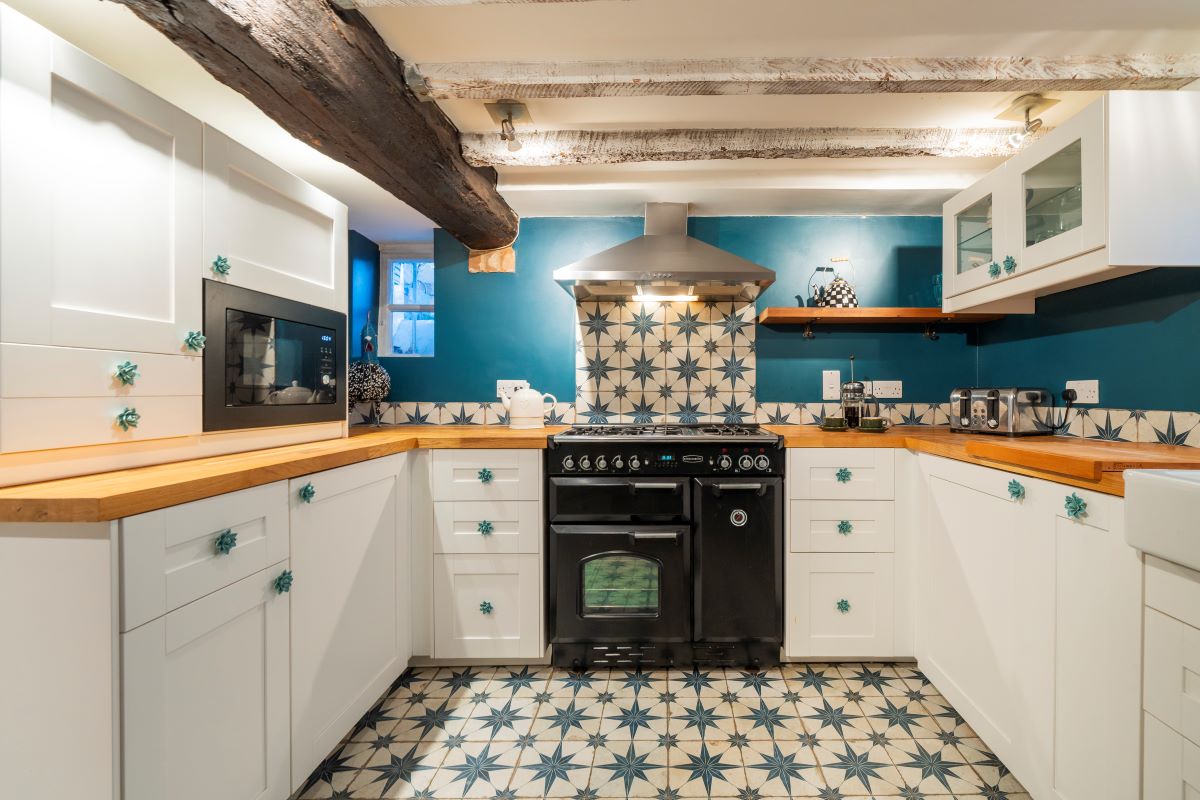 Wingmore Lodge, 2 Rose Street, Wokingham, Berkshire, RG40 1XU