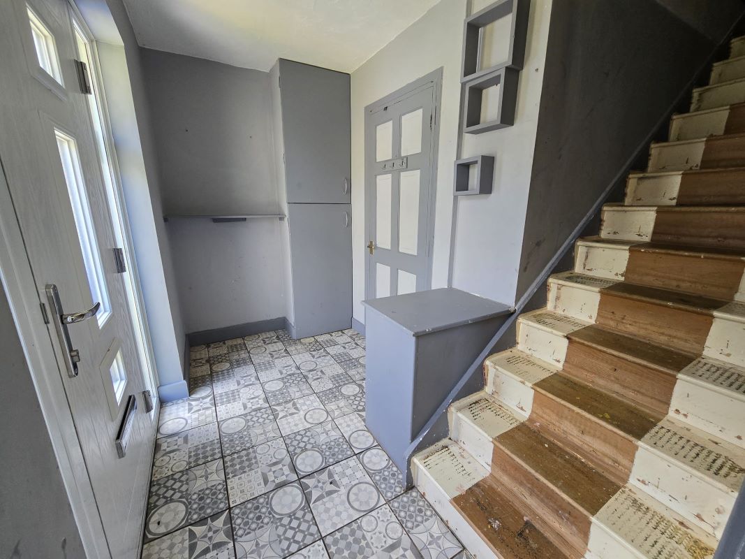 59 Cody Road, Farnborough, Hampshire, GU14 0BX