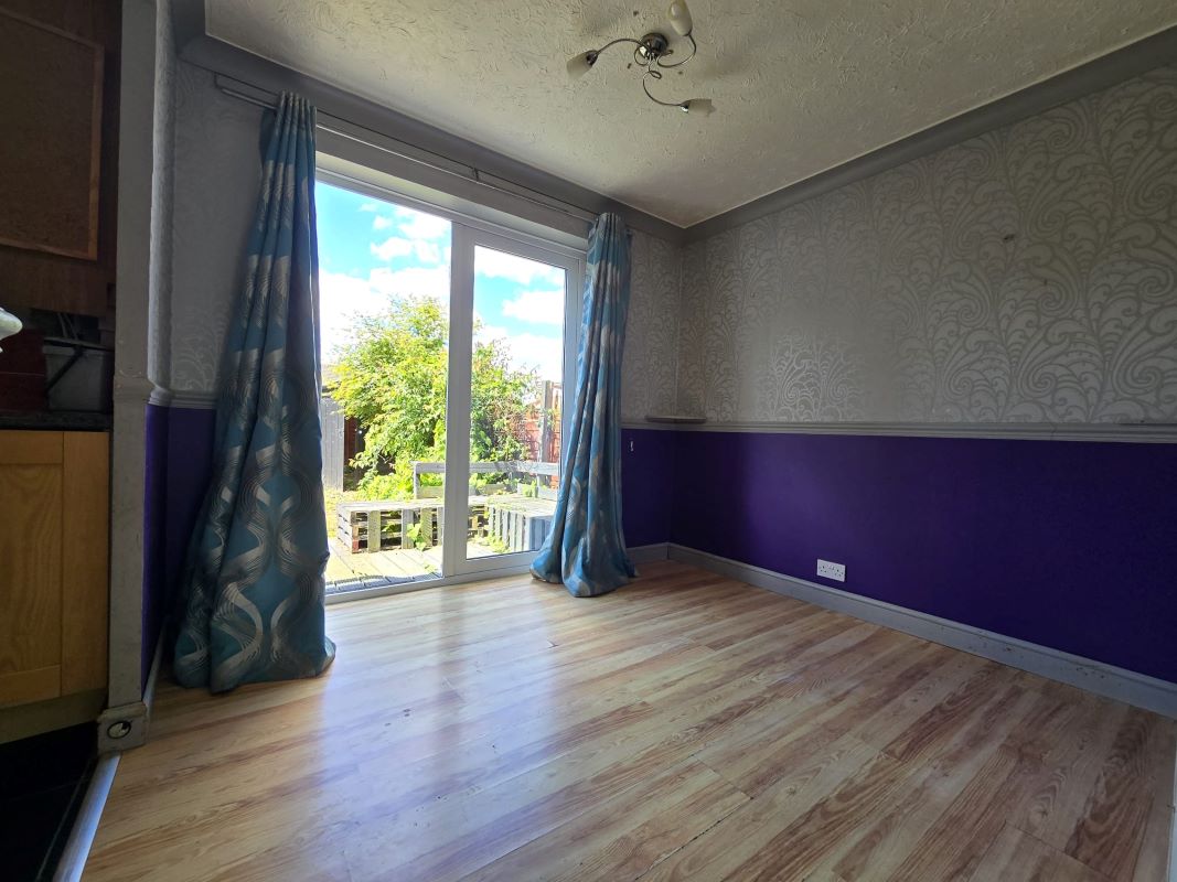 59 Cody Road, Farnborough, Hampshire, GU14 0BX