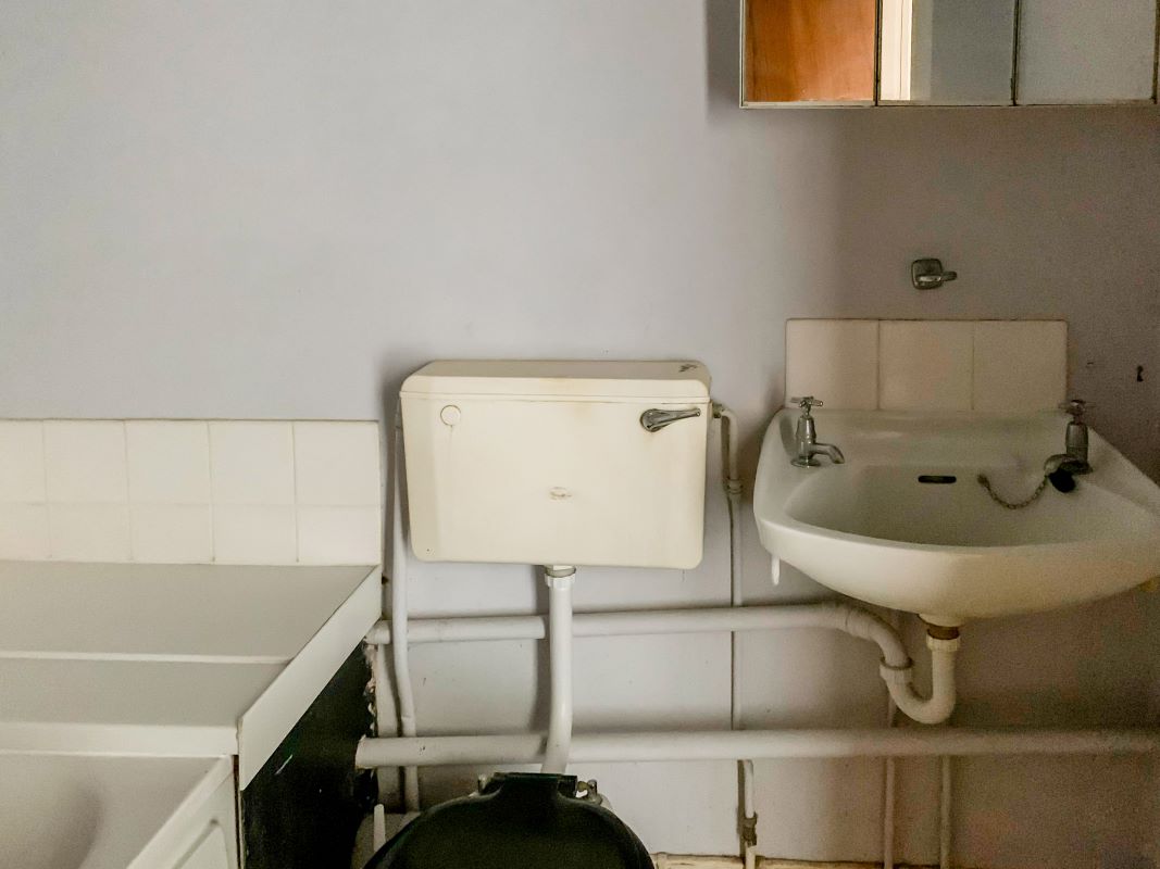Flat 2 Bedworth House, 29 Bedworth Place, Ryde, Isle Of Wight, PO33 2RF
