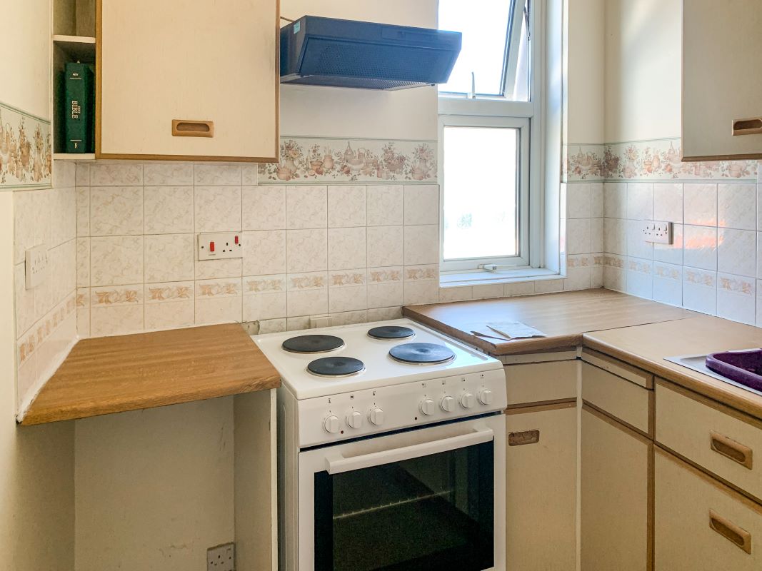 Flat 2 Bedworth House, 29 Bedworth Place, Ryde, Isle Of Wight, PO33 2RF