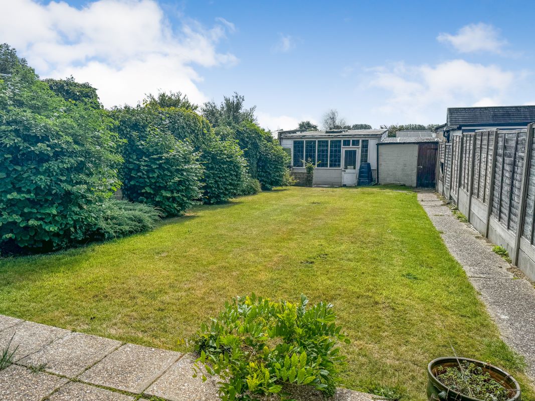 380A Havant Road, Farlington, Portsmouth, Hampshire, PO6 1NF