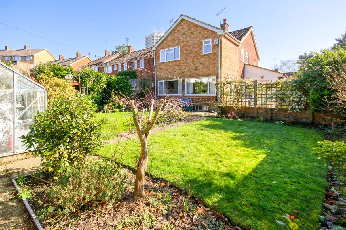 112 Rectory Lane, Bracknell, Berkshire, RG12 7BL