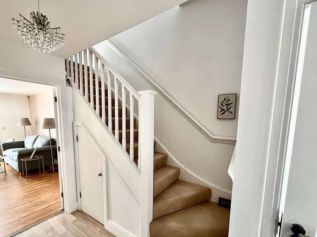 9 Alastair Mews, Beaconsfield, Buckinghamshire, HP9 2FE