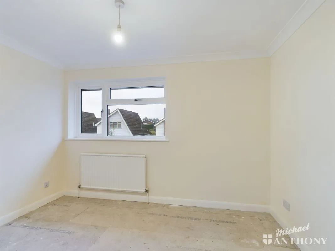 14 Pentland Road, Aylesbury, Buckinghamshire, HP21 7NB