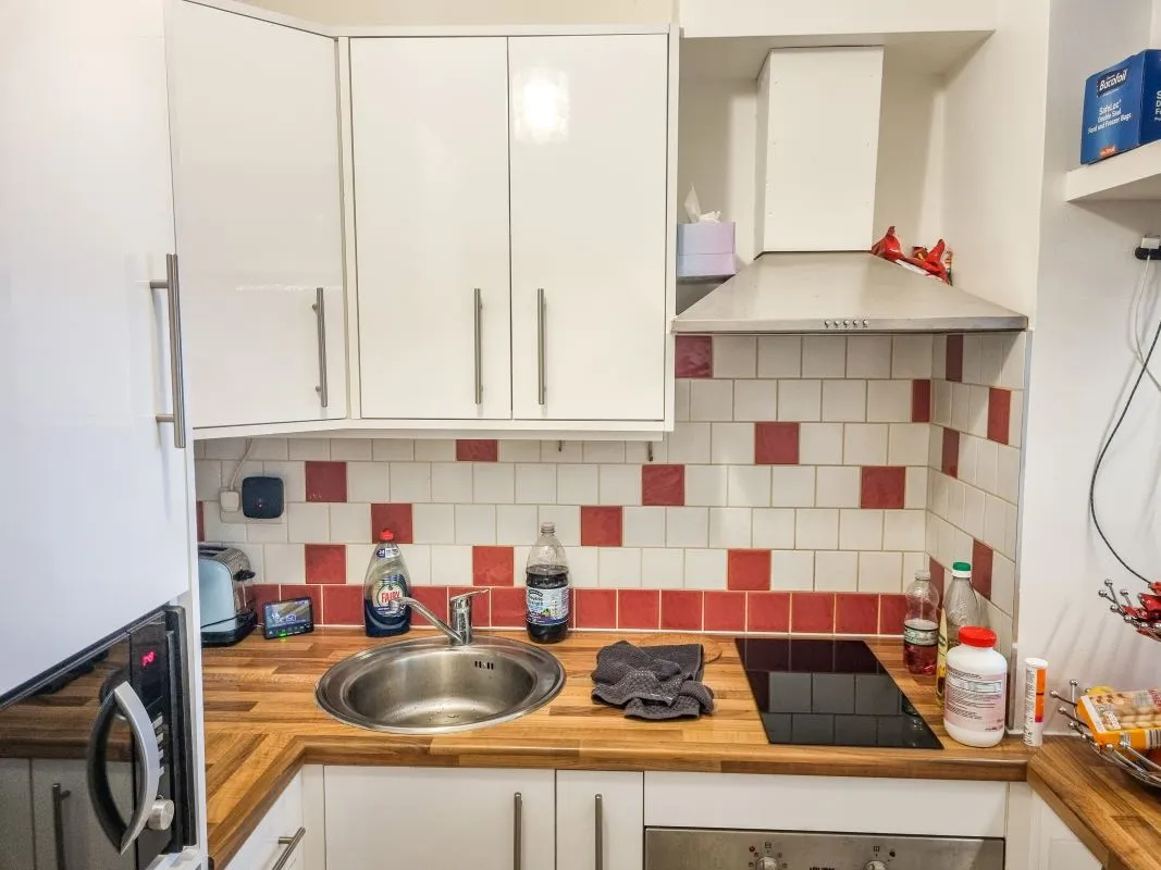 127B Queens Road, Watford, Hertfordshire, WD17 2QL