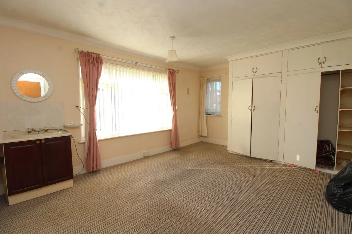 22 Laura Grove, Paignton, Devon, TQ3 2LR