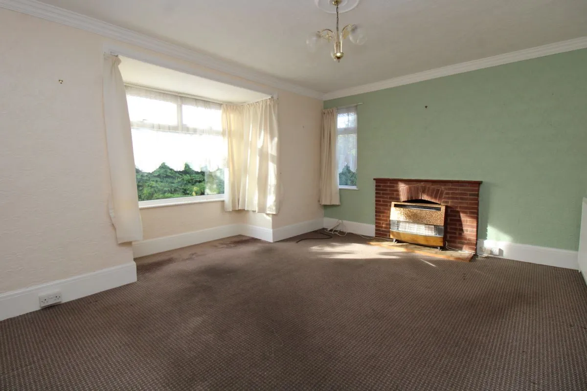22 Laura Grove, Paignton, Devon, TQ3 2LR