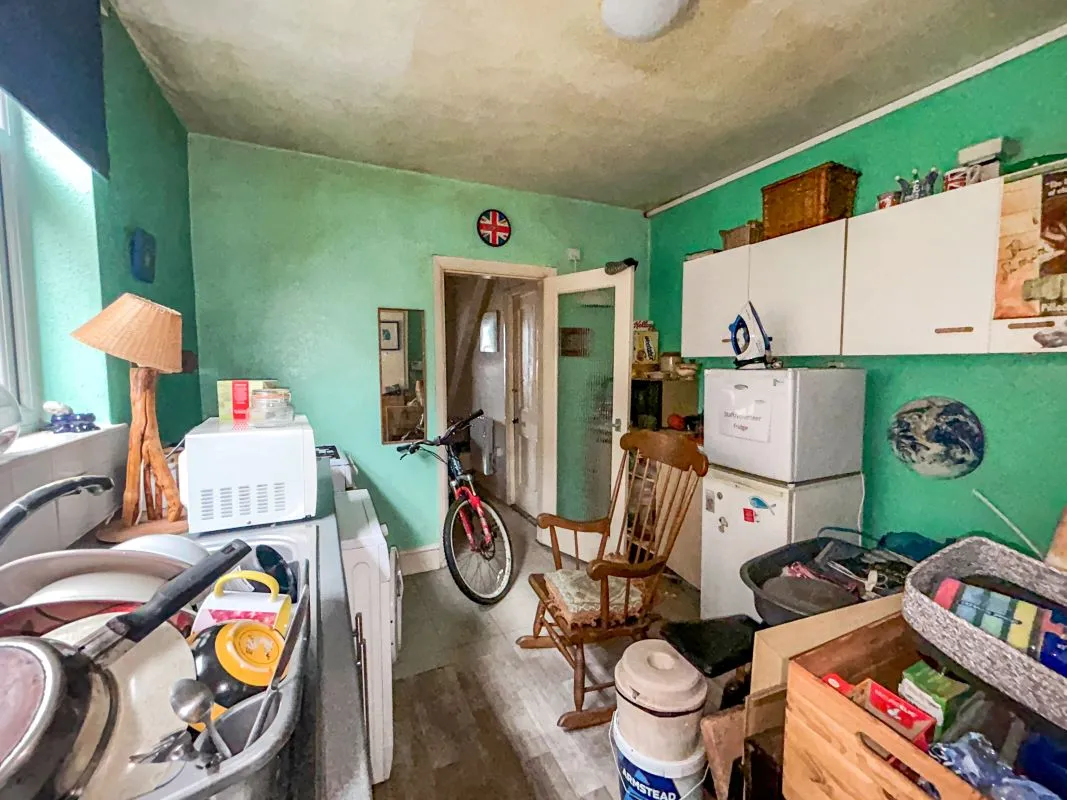 Flats A & B, 705 London Road, Derby, Derby City, DE24 8UQ