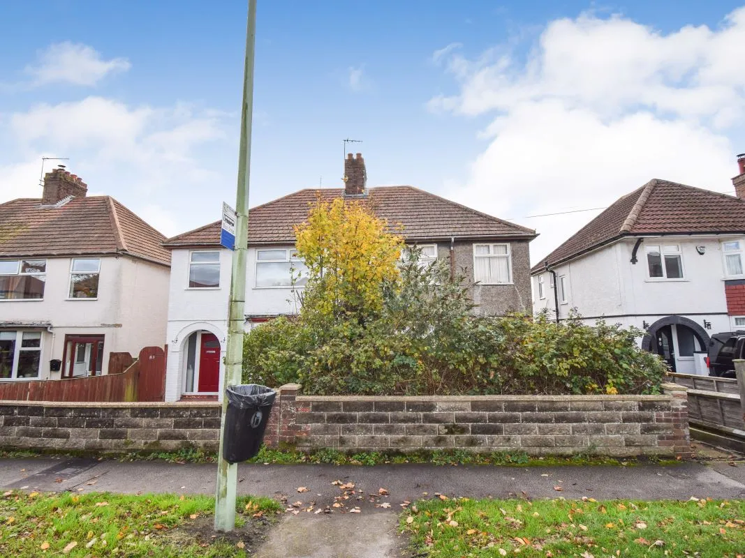 85 Oulton Road, Lowestoft, Suffolk, NR32 4QW