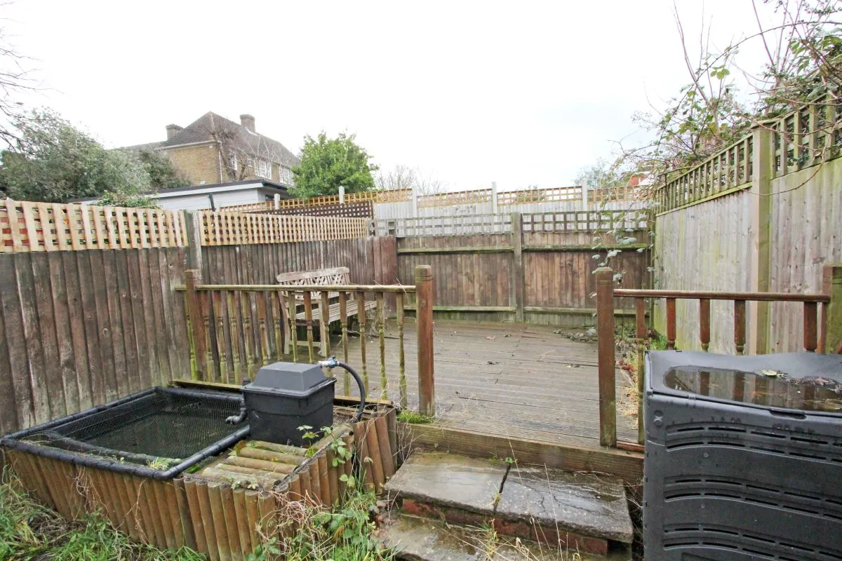 17A Epsom Road, Morden, Surrey, SM4 5PN