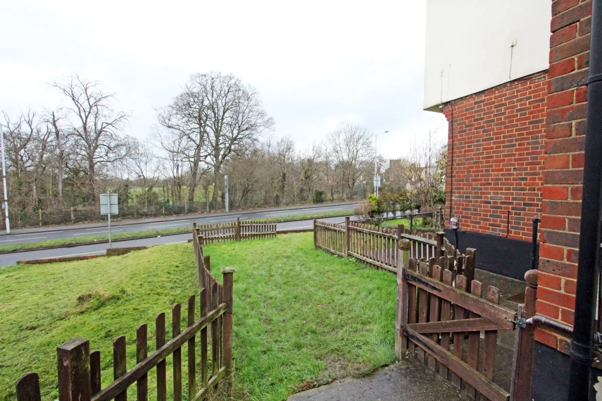 17A Epsom Road, Morden, Surrey, SM4 5PN