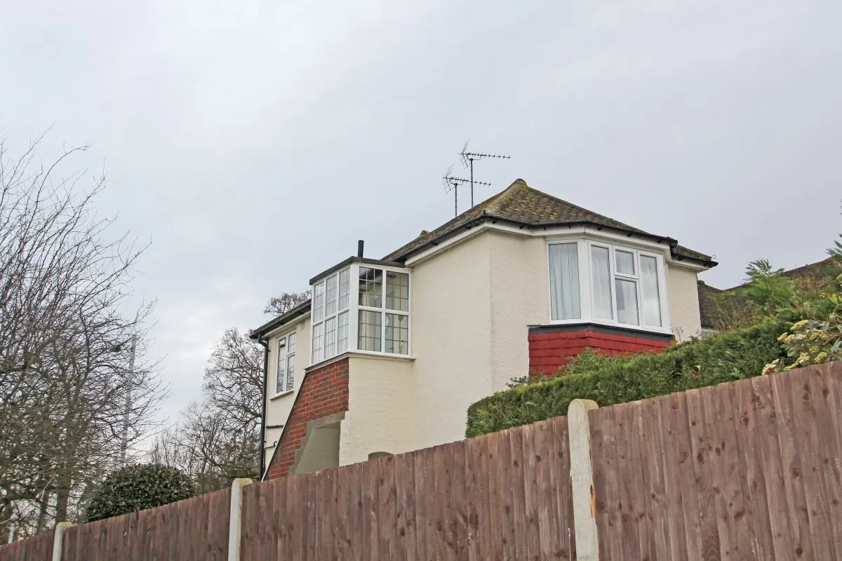 17A Epsom Road, Morden, Surrey, SM4 5PN