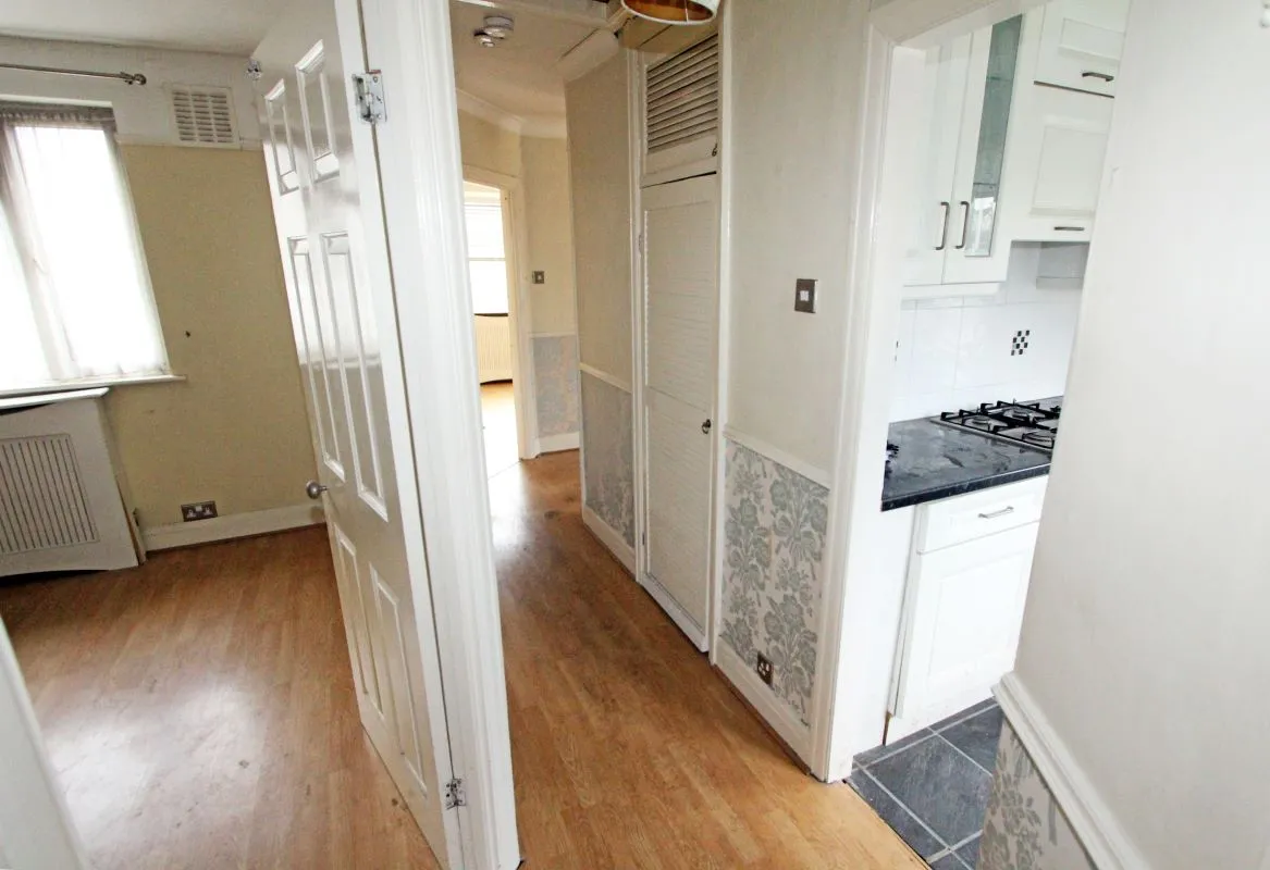 17A Epsom Road, Morden, Surrey, SM4 5PN