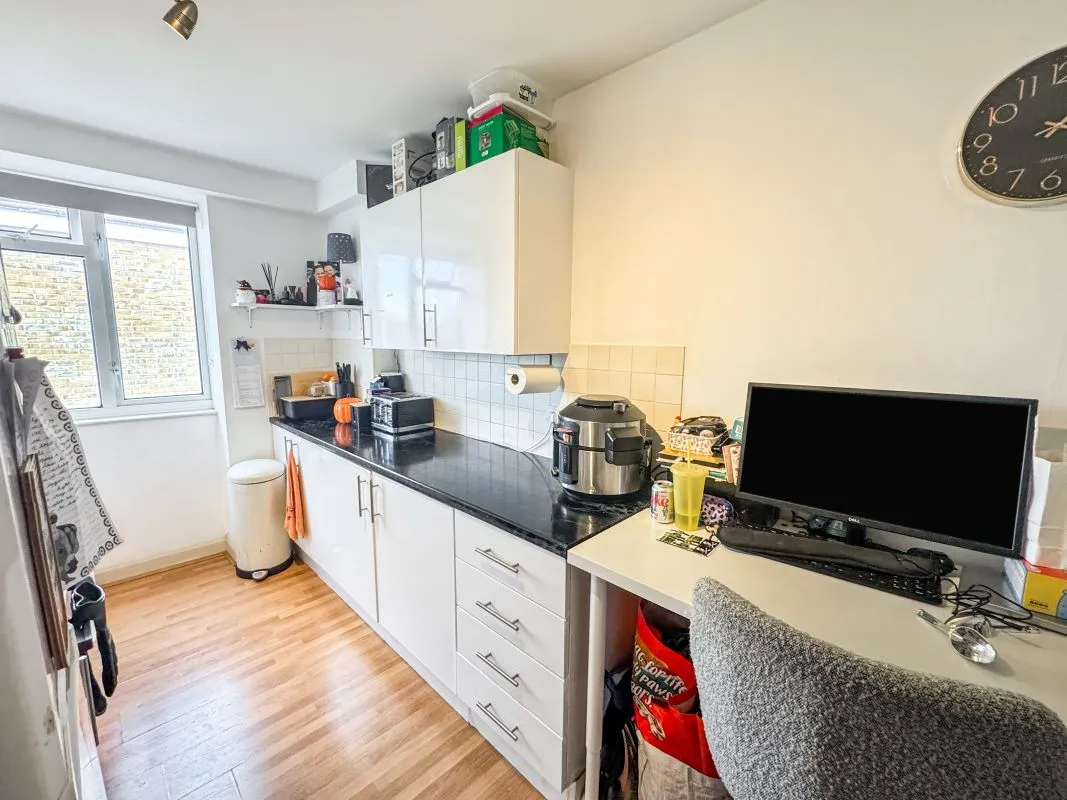 9 Boundary Close, Kingston upon Thames, Surrey, KT1 3PE