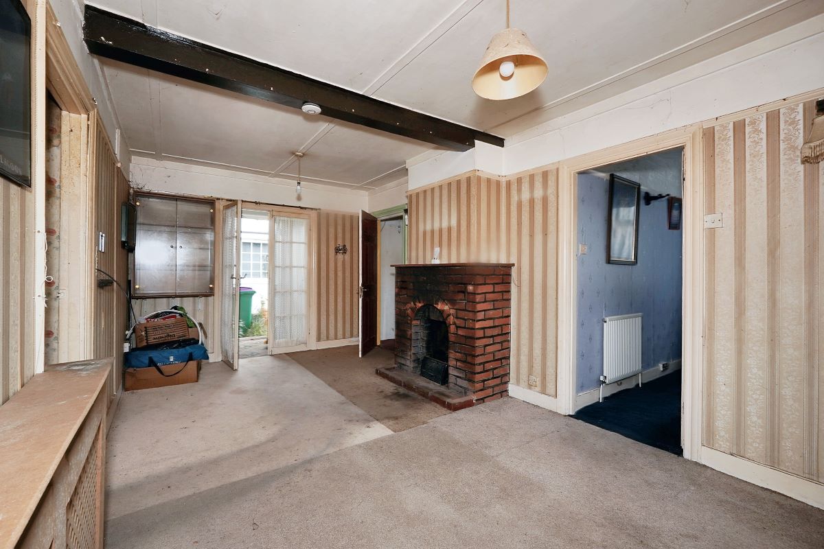 21 Tower Estate, Dymchurch, Romney Marsh, Kent, TN29 0TN