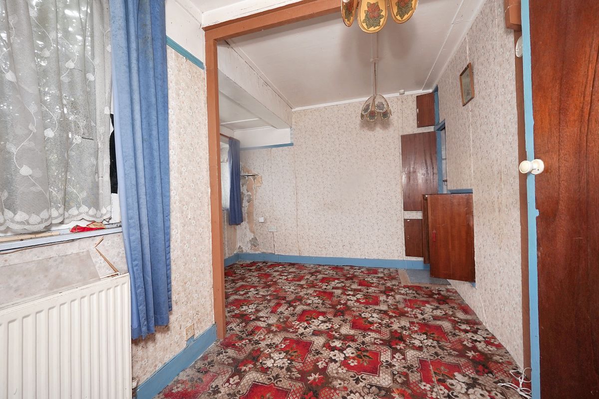 21 Tower Estate, Dymchurch, Romney Marsh, Kent, TN29 0TN