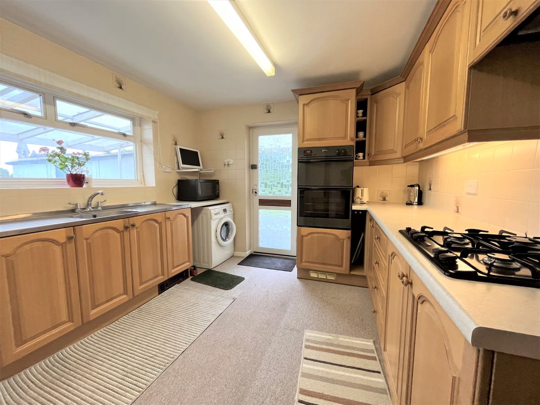 16 Botany, Highworth, Swindon, Wiltshire, SN6 7BT