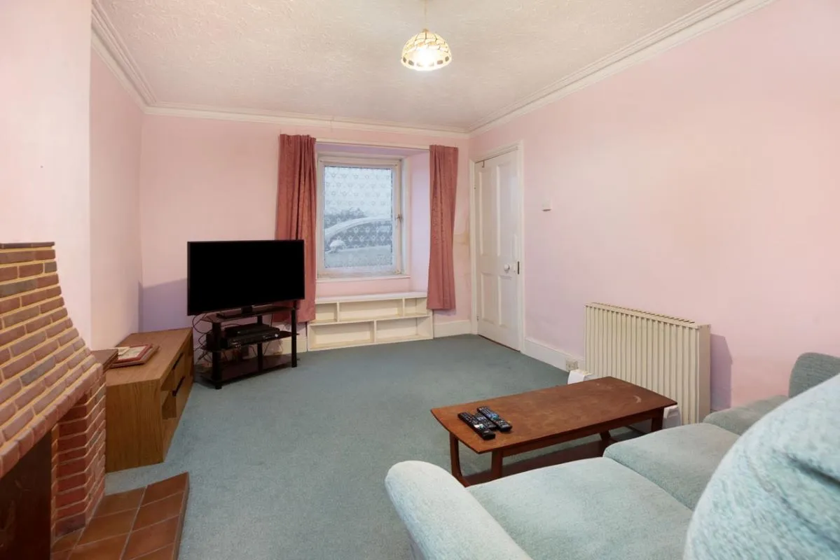 Riverside, The Strand, Starcross, Exeter, Devon, EX6 8PA