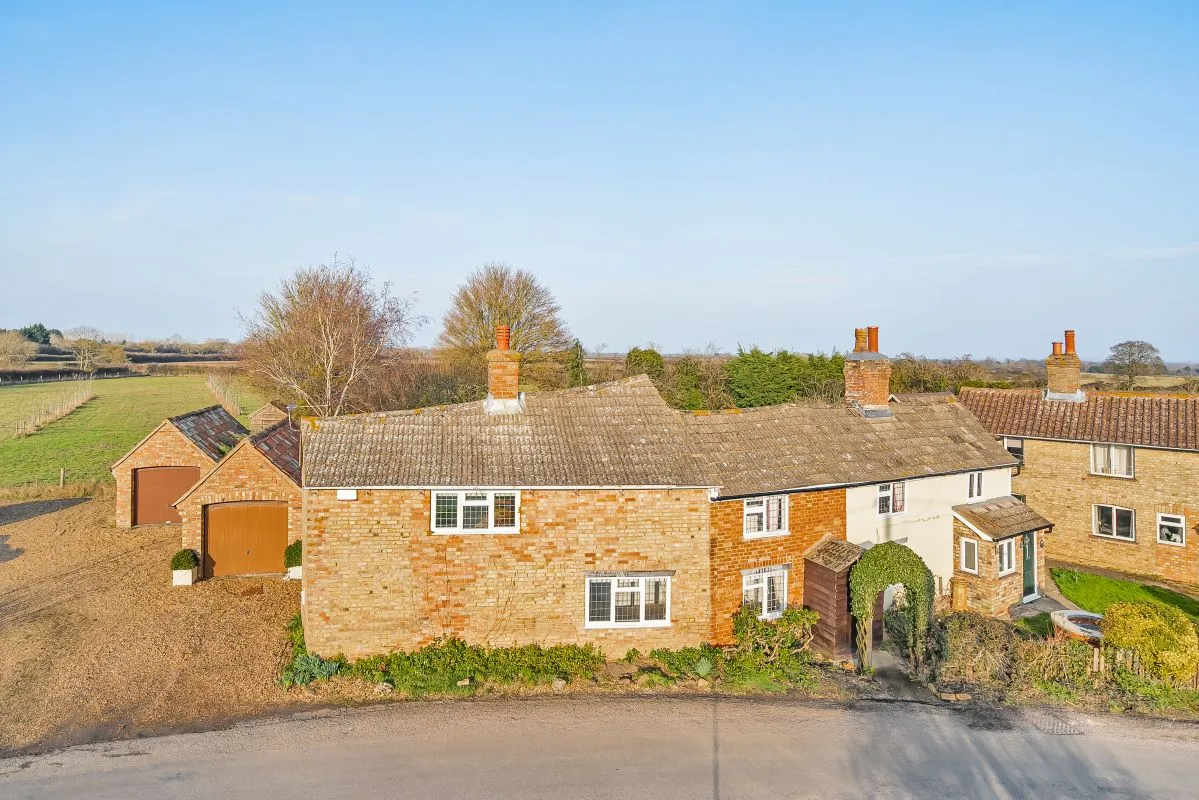 35 Chequers Hill, Wilden, Bedford, Bedfordshire, MK44 2QH