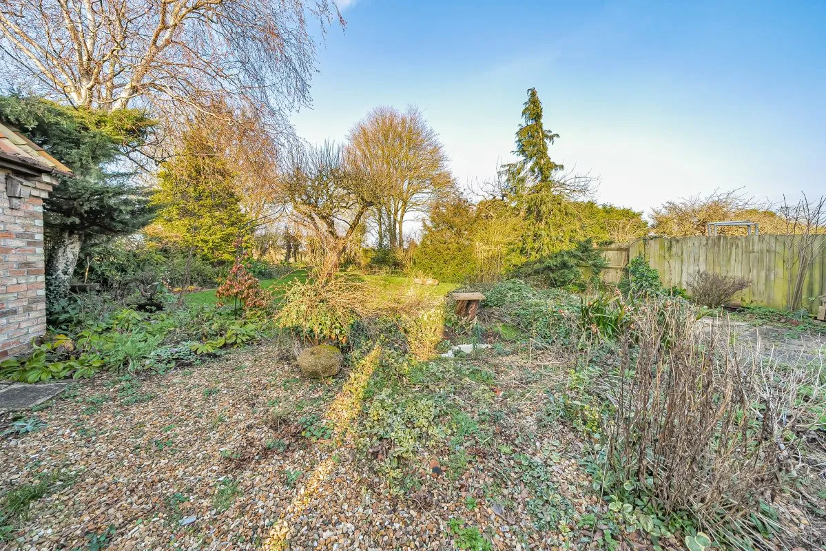 35 Chequers Hill, Wilden, Bedford, Bedfordshire, MK44 2QH