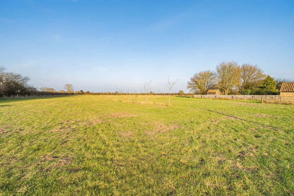 35 Chequers Hill, Wilden, Bedford, Bedfordshire, MK44 2QH