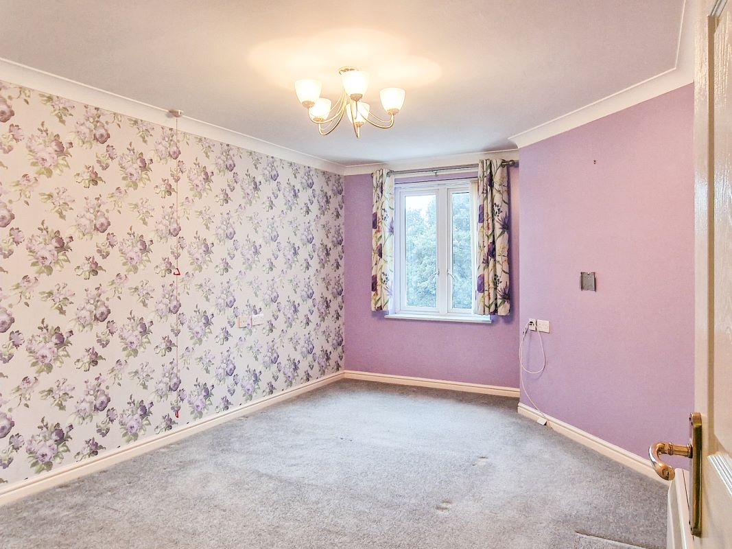 Flat 60 Darwin Court, Harold Road, Margate, Kent, CT9 2JX