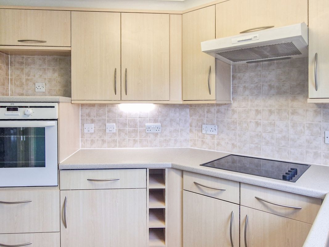 Flat 60 Darwin Court, Harold Road, Margate, Kent, CT9 2JX