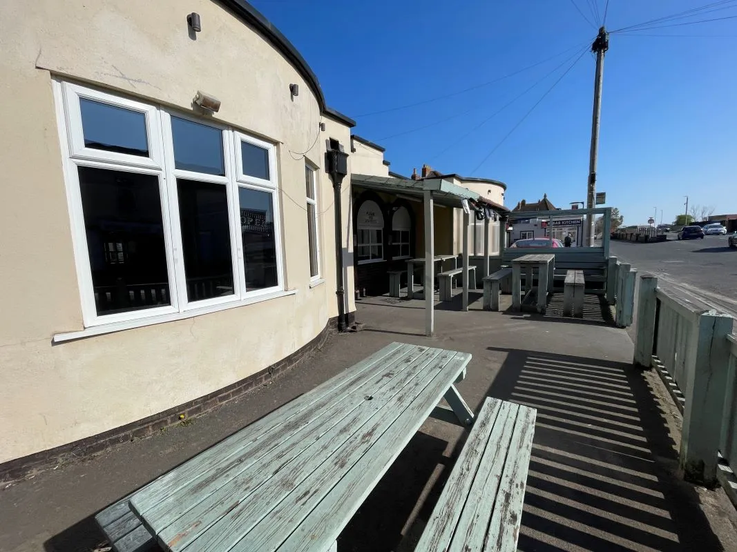 The Sportsman, 71 Bath Road, Bridgwater, Somerset, TA6 4PH