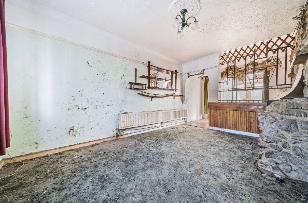 15 Kent Avenue, Sittingbourne, Kent, ME10 1HA