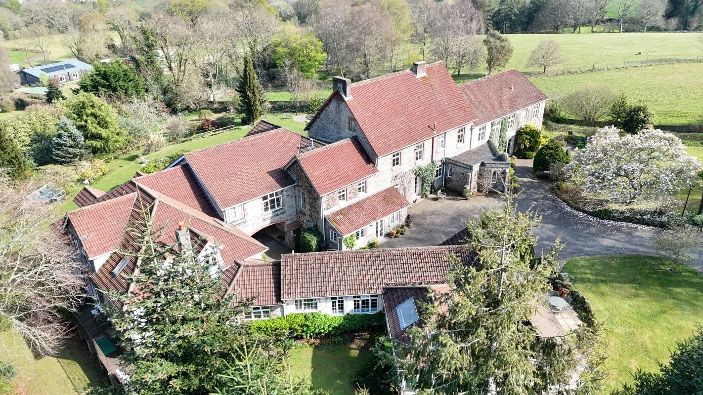 Tracey House, Haytor Road, Bovey Tracey, Newton Abbot, Devon, TQ13 9LE