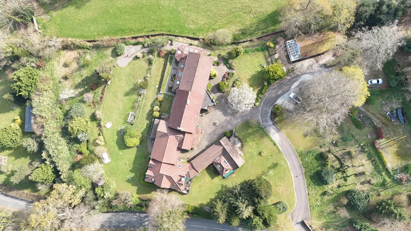 Tracey House, Haytor Road, Bovey Tracey, Newton Abbot, Devon, TQ13 9LE