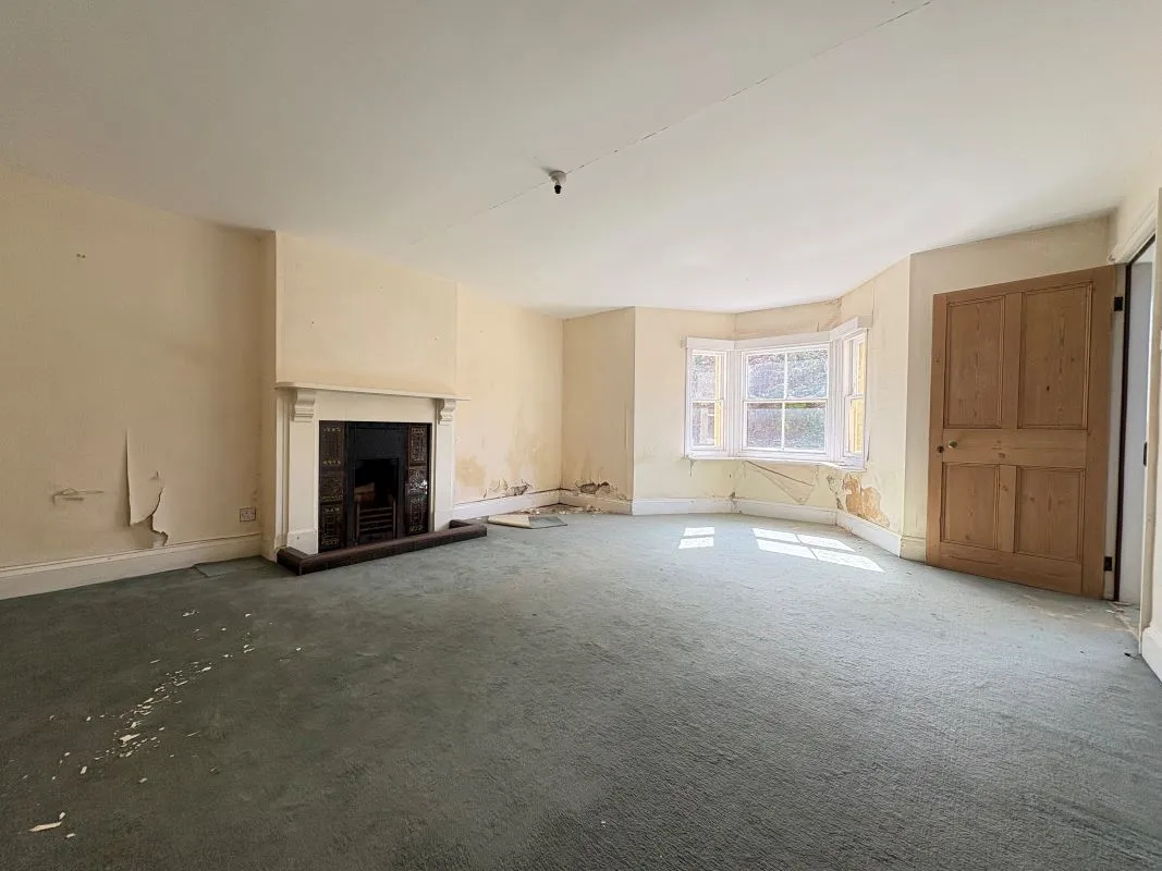 Woodbine Cottage, Windrush, Burford, Oxfordshire, OX18 4TU