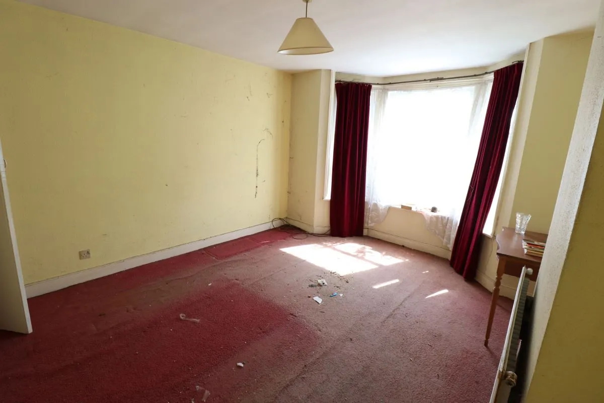 246 West Wycombe Road, High Wycombe, Buckinghamshire, HP12 3AR