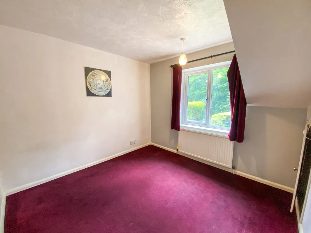 41 Hill Lawn, Bristol, Avon, BS4 4PH