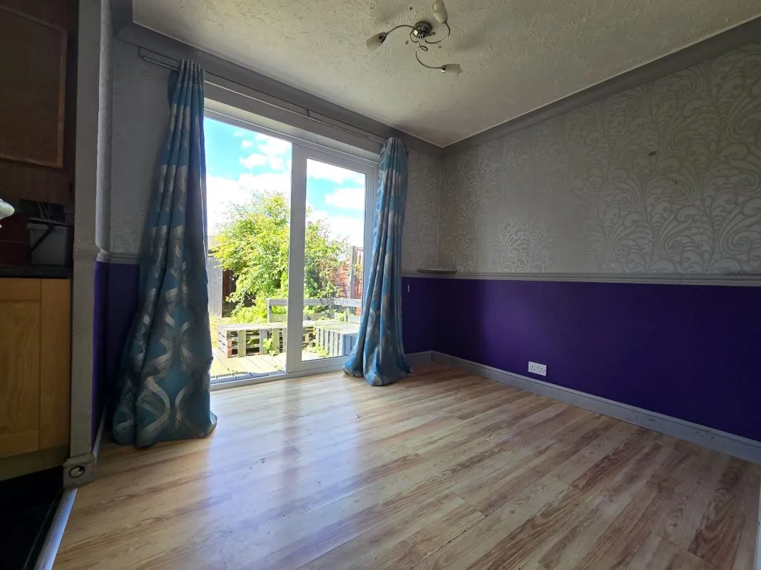 59 Cody Road, Farnborough, Hampshire, GU14 0BX