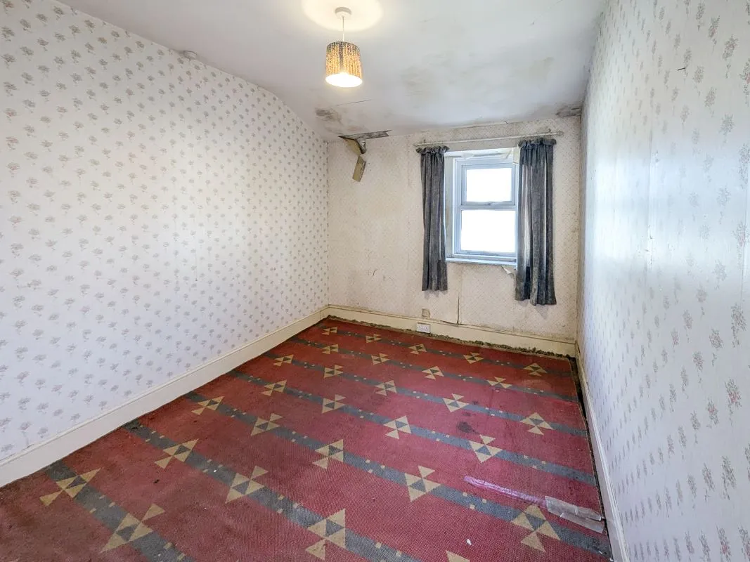 Top Floor Flat St Elmo, 35a Sands Road, Paignton, Torbay, TQ4 6EG