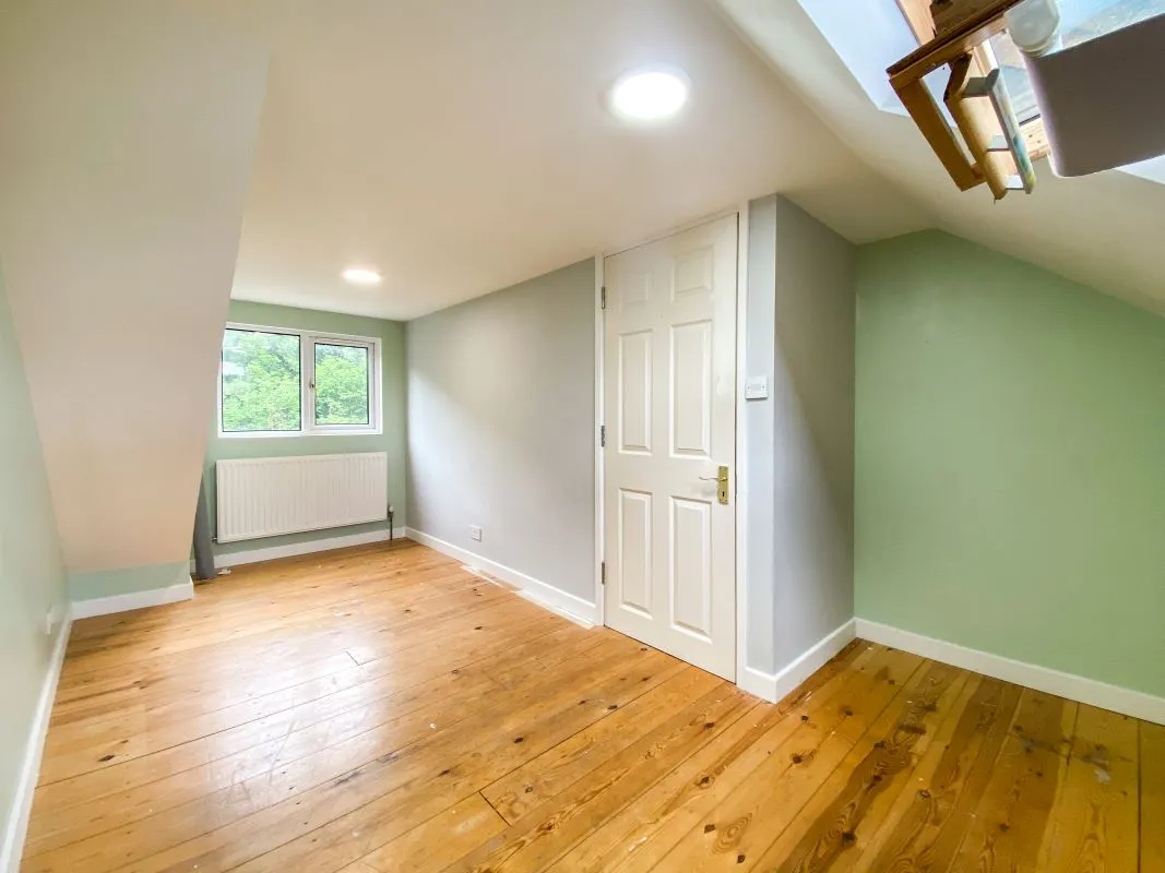 41 Hill Lawn, Bristol, Avon, BS4 4PH
