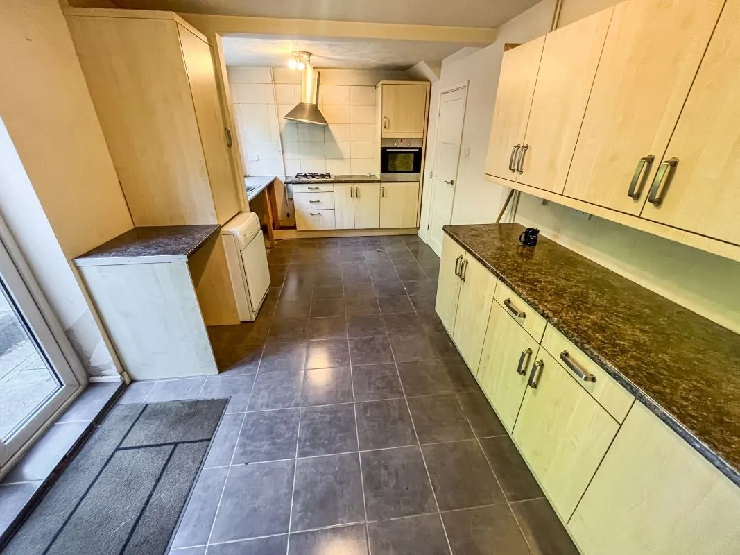 41 Hill Lawn, Bristol, Avon, BS4 4PH