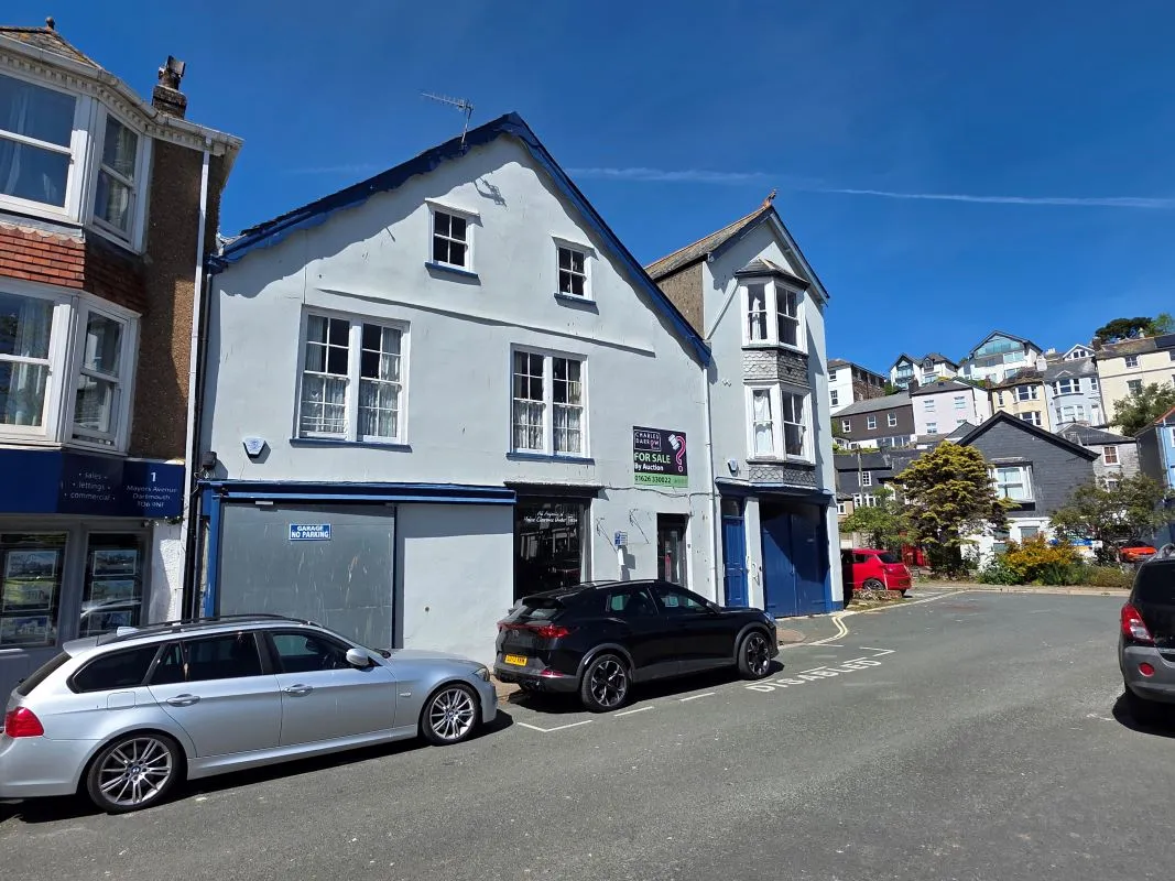 2 Mayors Avenue, Dartmouth, Devon, TQ6 9NF