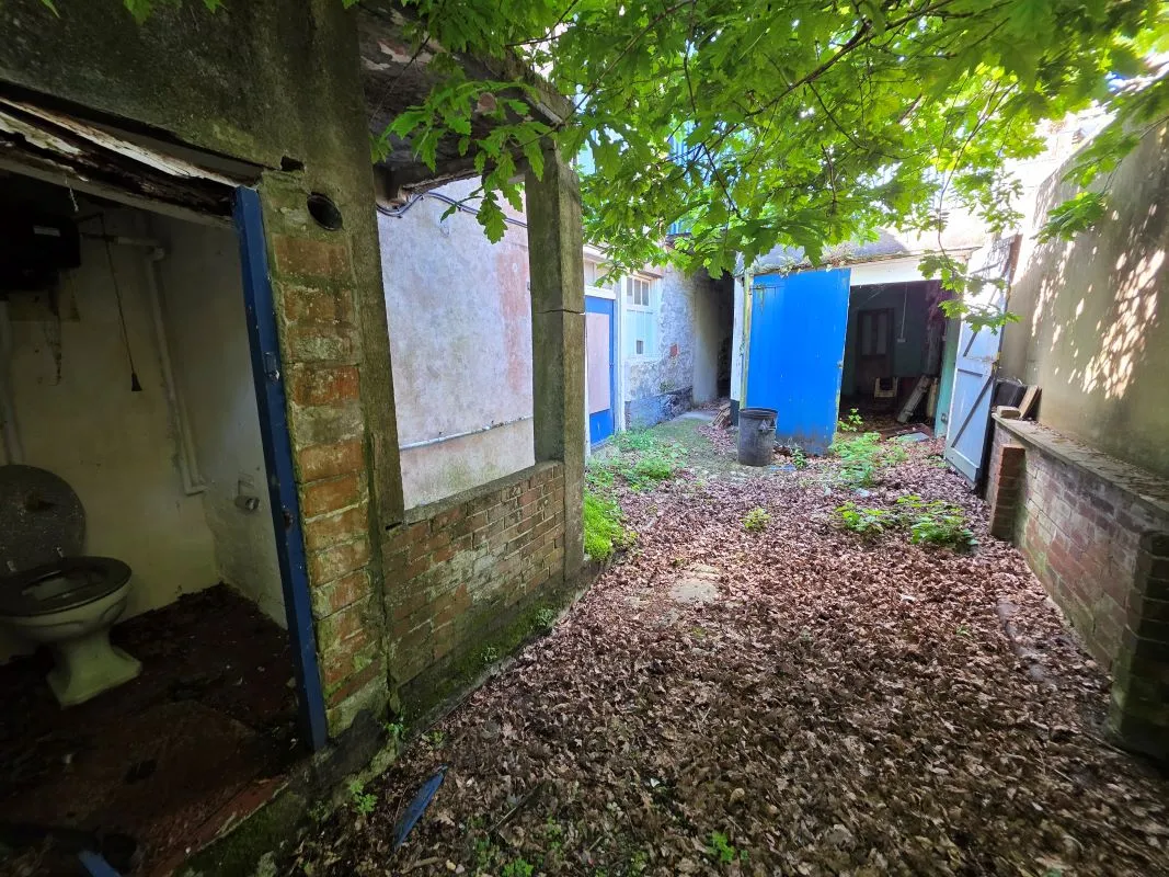 2 Mayors Avenue, Dartmouth, Devon, TQ6 9NF