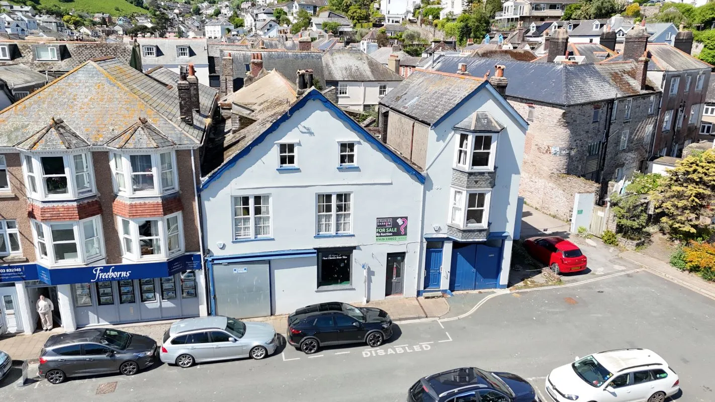 2 Mayors Avenue, Dartmouth, Devon, TQ6 9NF