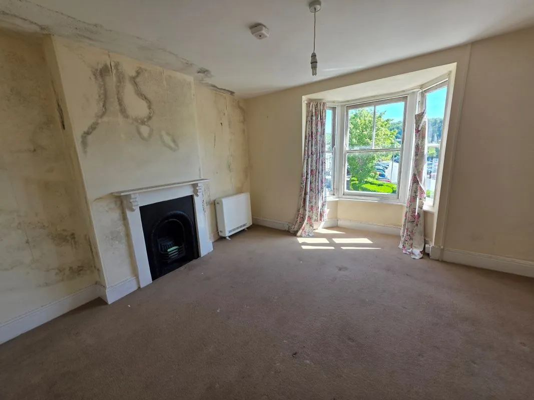 2 Mayors Avenue, Dartmouth, Devon, TQ6 9NF