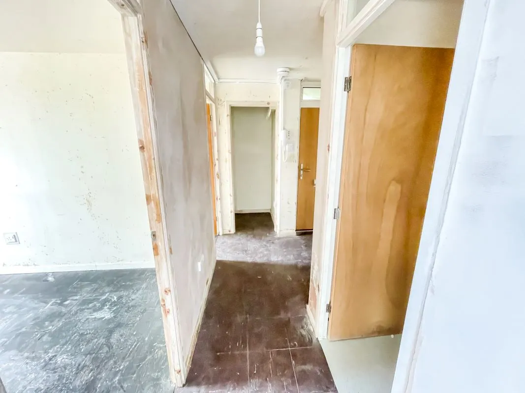 Flat 44 Peel House, Balfour, Tamworth, Staffordshire, B79 7BQ
