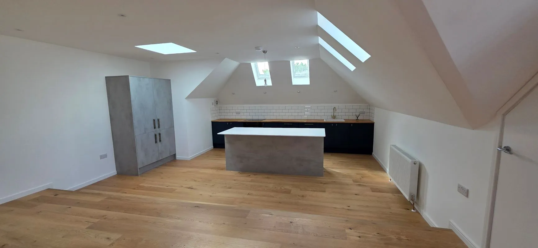 Sebastus House, 2 Garfield Road, Paignton, Devon, TQ4 6AU