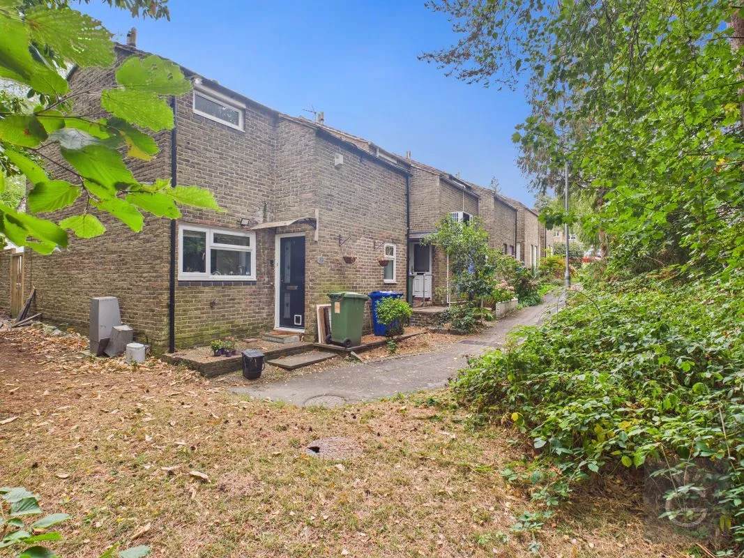 11 Lingwood, Bracknell, Berkshire, RG12 7PW