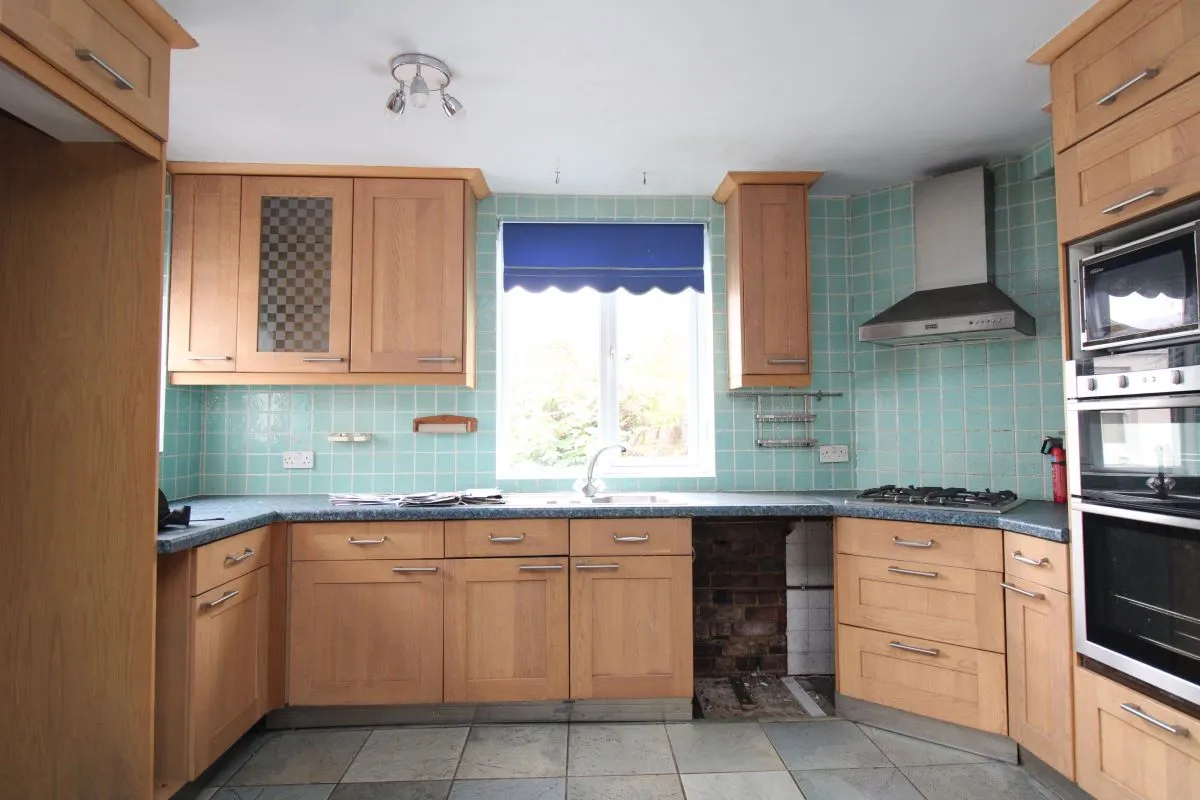 11A Southfield Road, Paignton, Devon, TQ3 2SW