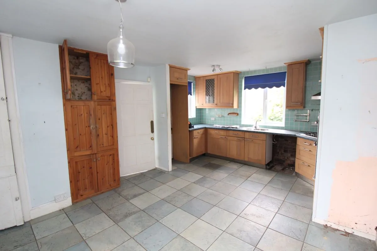 11A Southfield Road, Paignton, Devon, TQ3 2SW
