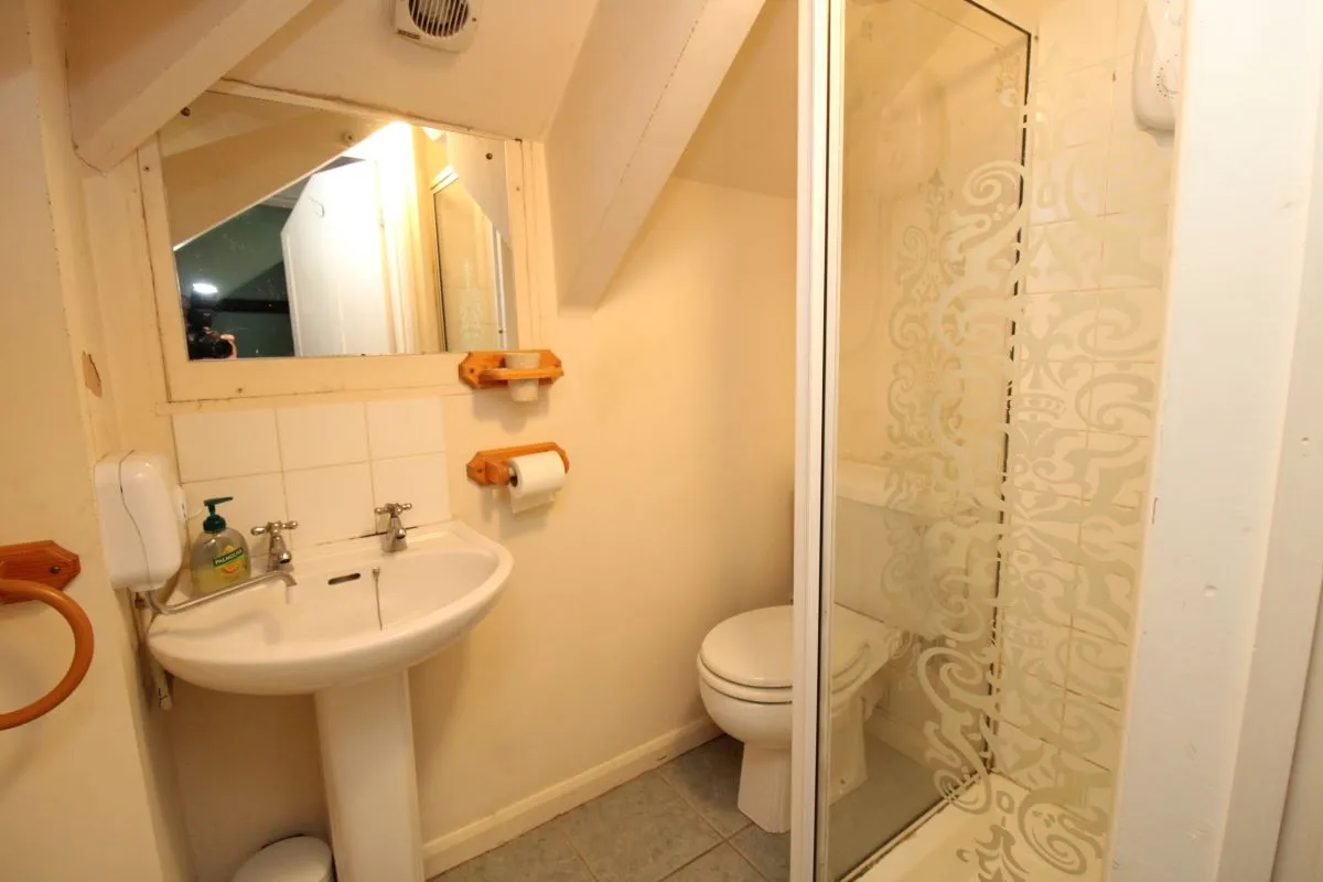 11A Southfield Road, Paignton, Devon, TQ3 2SW